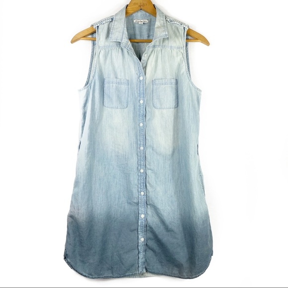 American Eagle Outfitters Dresses & Skirts - Ombré Chambray Button Down Sleeveless Shift Dress